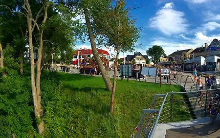 Hana Marine Δωμάτια σε οικογενειακή κατοικία Rewal