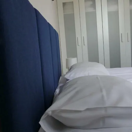 Δωμάτια σε οικογενειακή κατοικία Hana Marine