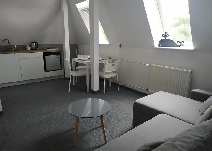 Habitación en casa particular Hana Marine Rewal